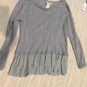 Blu Pepper Heather Gray Sweater